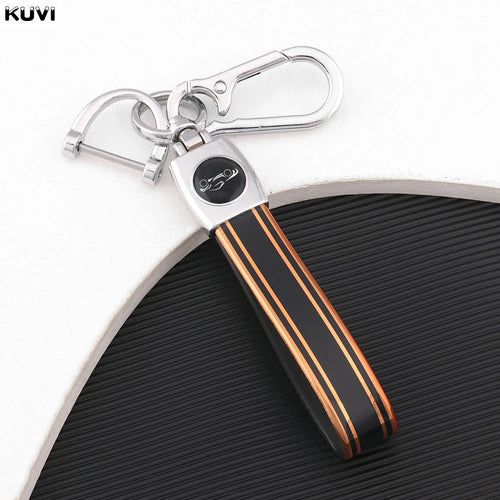Luxury Rotating Car Keychain – Stylish Key Ring Holder