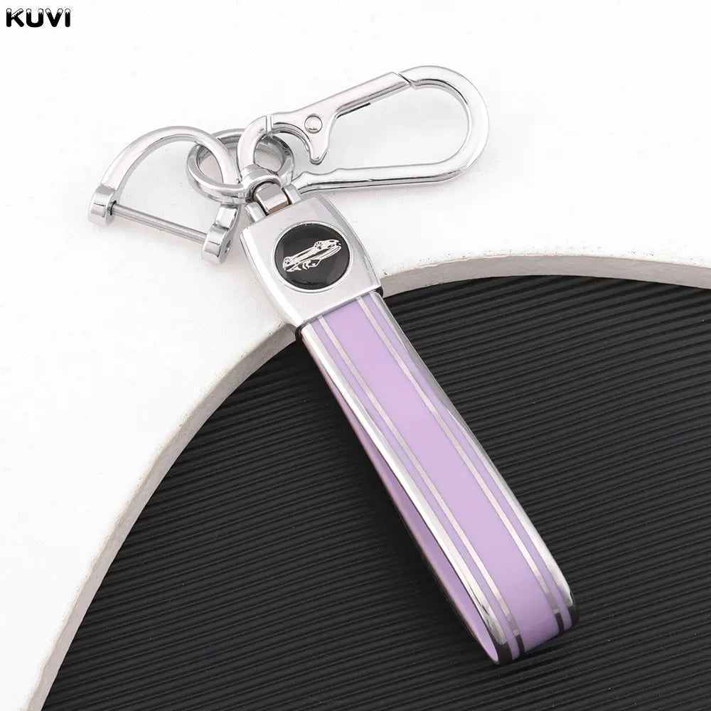 Luxury Rotating Car Keychain – Stylish Key Ring Holder